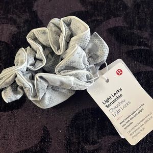 NWT Lululemon Light Locks Scrunchie